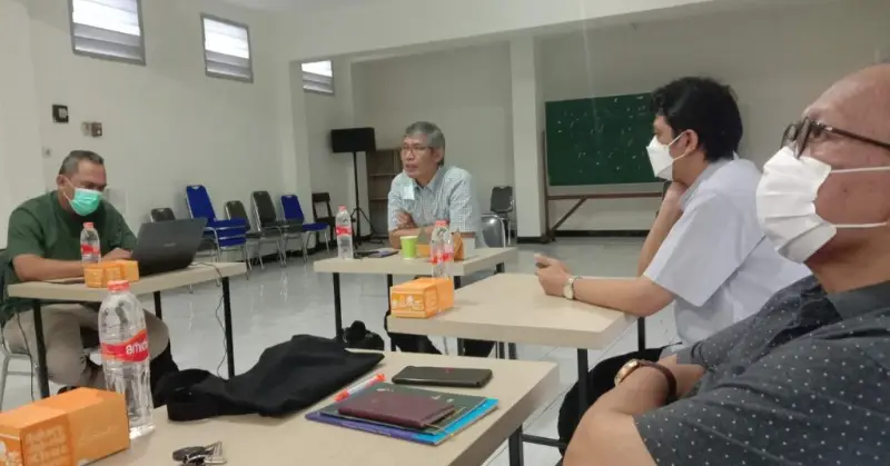 You are currently viewing Mengkoordinasikan Tim Video dengan Pihak Keluarga untuk Kesuksesan Pengambilan