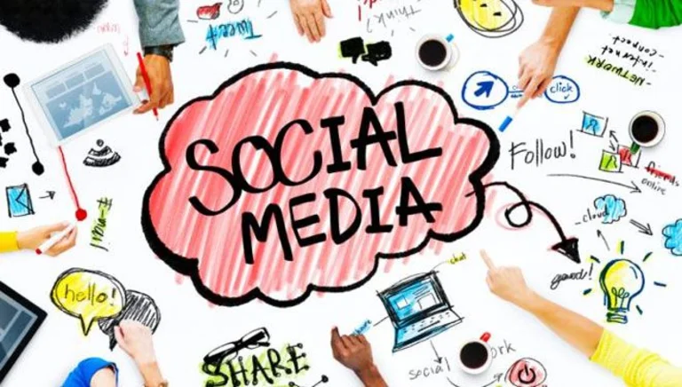 Read more about the article Pengaruh Media Sosial Terhadap Estetika Foto Produk Saat Ini